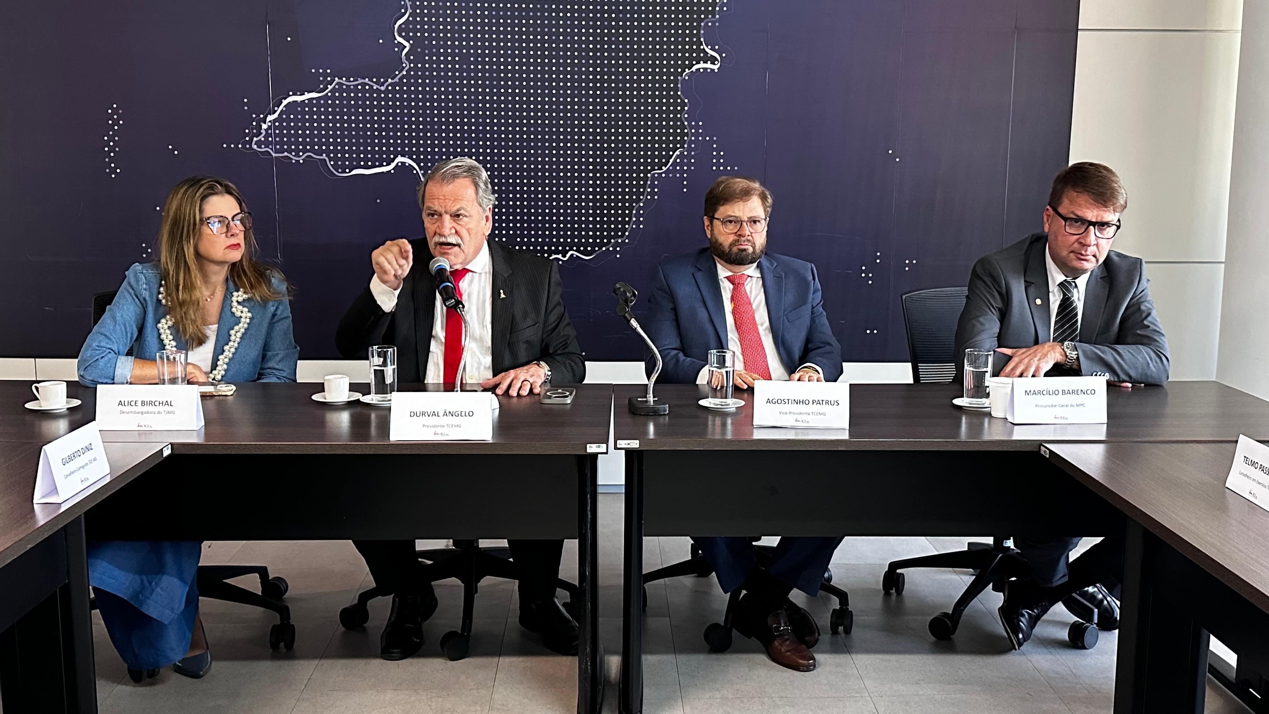 Presidente da Ampcon prestigia lançamento do Portal da Primeira Infância 1, 2, 3, e já