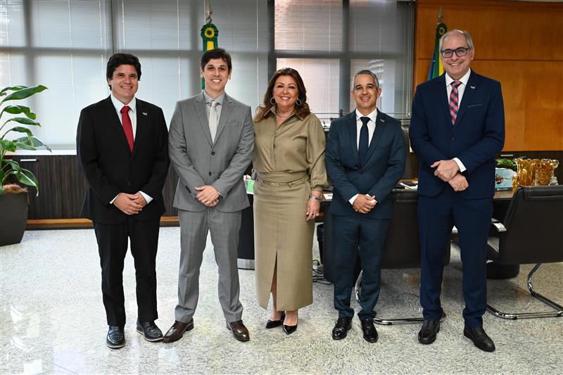 Ampcon prestigia posse de novo Subprocurador do Ministério Público de Contas de Sergipe