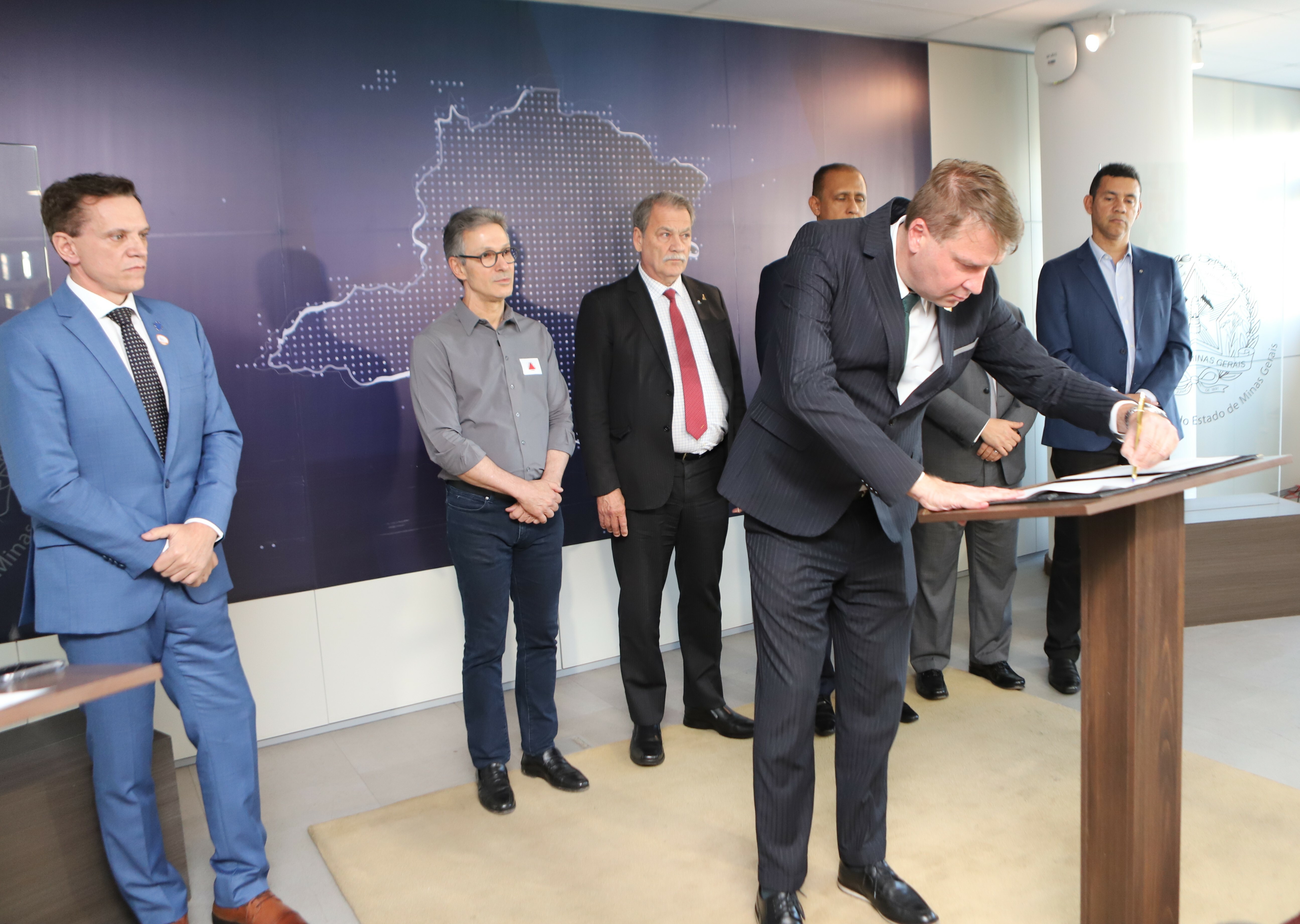 Mesa de Conciliação - Hospital Regional de Teófilo Otoni