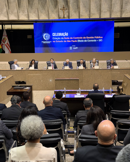 MPC OPINA e POSTS 1080 x 1920 px 1080 x 1350 px 0 1