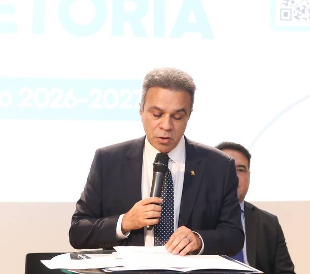 O Presidente reconduzido da Atricon Conselheiro Edilson de Souza Silva